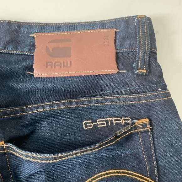 G-STAR RAW 3301 Women Shorts Straight Fit Summer Pure Cotton Blue Denim - Picture 3 of 8